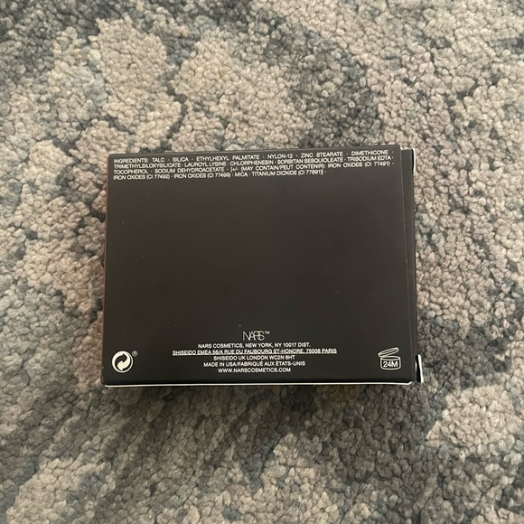 NARS Bronzing Powder - Picture 3 of 4